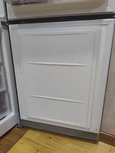 ventilyator satisi: Indesit ikikameralı soyuducu təzə kimidir köçlə əlaqədar satilir - — 7