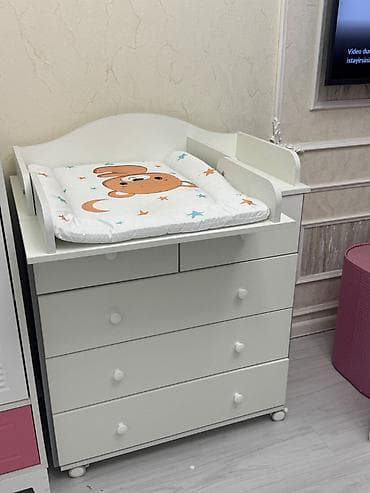 Oğlan və qız üçün, İşlənmiş, Beşik — 1