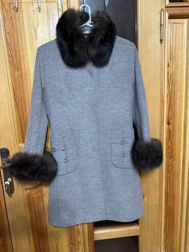 Palto ideal veziyyetde tebii sobol mexnen. Baha alınıb tecili