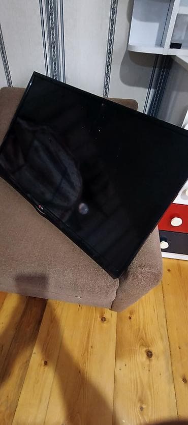 LG LED TV ekrani gostermir qirilib - Təxmini ekran ölçüsü: 99 düym