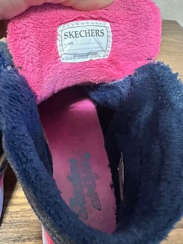 Aş qazanı: Məhsul: Uşaq botları Skechers Heart Lights ölcü 33 Cox az qeyinilib — 4