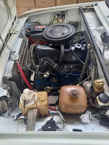 şevralit avtomobil: VAZ (LADA) 2101: 1.2 l | 1985 il 61000 km Sedan — 8