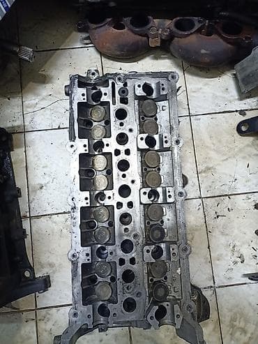 bmw oturacaqlar: Mühərrik silindr başlığı (V6/V8 tipli, 4 klapanlı silindr — 6