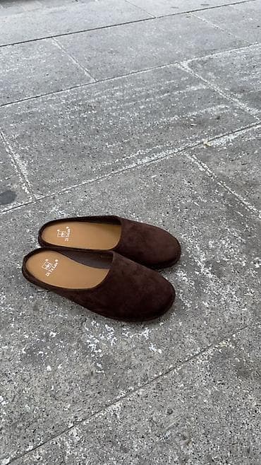 Məhsul: Dı Lısa brendi ev terlikləri - Model: Klasik qapalı burun
