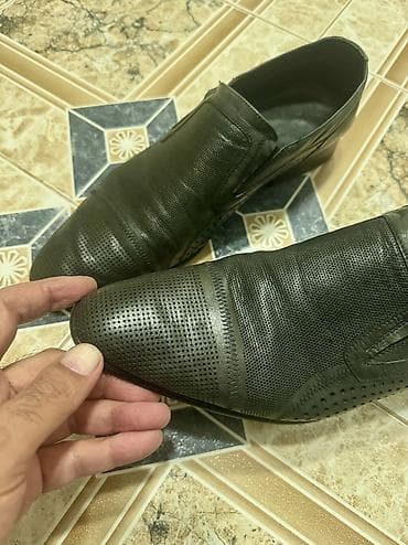 Мужская обувь: Deri kisi ayaqqabisi satilir, yaxsu veziyetddedu, hec bir problemi — 1