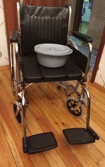 Təkərli əlil arabası - Material: xrom örtüklü möhkəm metal şassi