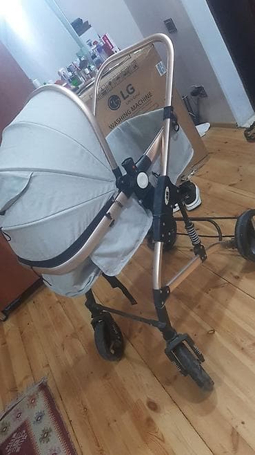 Çıxarıla bilən beşikli araba