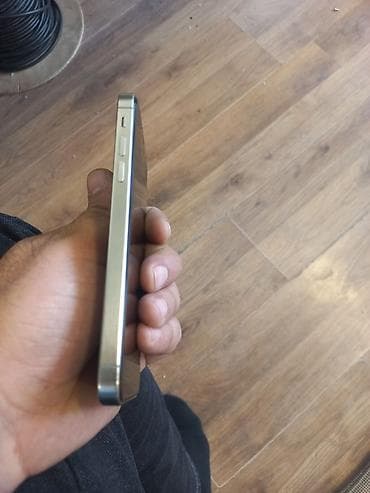 apple saatı: IPhone X, 64 GB — 2