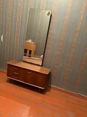 divar resimleri: Güzgülü — 1