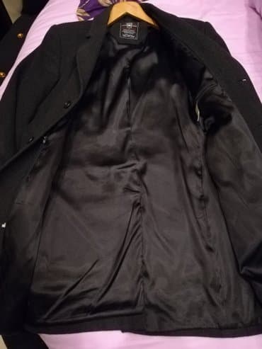 дождевик купить в баку: Palto. Qarali seri rəng təmiz yun. Kapsonkasida var. İstəyəndə — 1