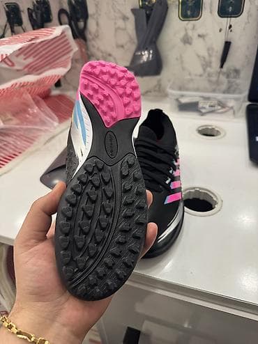 futbol corablari: Məhsul: Futbol/mini futbol üçün idman ayaqqabısı (qapalı və süni — 3