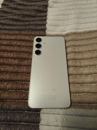 1 tr harddisk: Samsung Galaxy S24+, 256 GB, rəng - Ağ — 3
