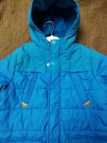 Uşaqlar üçün digər geyimlər: Oglan üçün yaxşı vəziyyətdə kurtka 6.7yaş lc waikikidən alınıb — 2