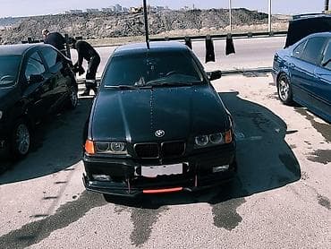 m43: BMW 3 series: 1.8 l | 1997 il Sedan — 3