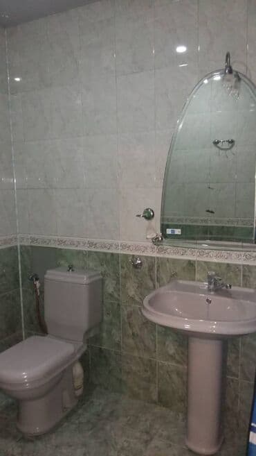 mingecevirde 2 otaqli evlerin qiymeti: Bakı, 2 otaqlı, Köhnə tikili, m. Xətai, 77 kv. m — 10