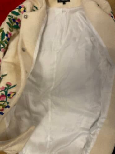 uşaqlar üçün demisezon jiletkalar: Şubala esildir tukleri tokulmur,isti saxlıyır.38-40 razmere — 11