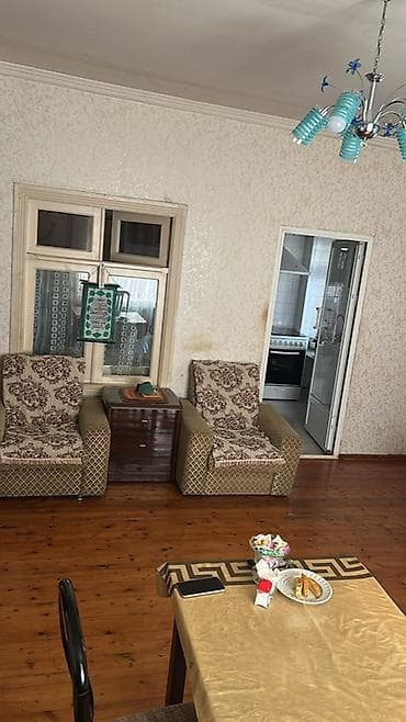 kelbecer kiraye evler: Kiraye heyet evi verilir,heyeti meyveli aqaclari var,evde her warayeti — 5