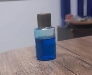 su cəni qoşqu: 30 ml şampun qabı — 4