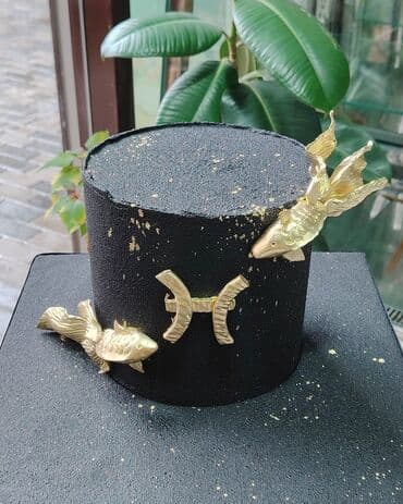 mayalı yumurtalar: Təzə bişmiş qat-qat xəmirdən hazırlanan şirin bulkalar/səməni — 8