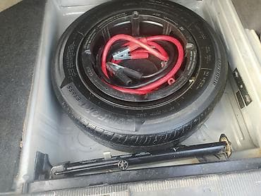 Digər nəqliyyat: Mercedes-Benz E-Class: 2 l | 1996 il Sedan — 2