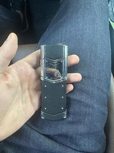 philips xenium 9@9h: Vertu Aster, 2 GB, rəng - Gümüşü, İki sim kartlı — 3