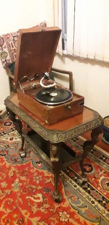 микрофон купить в баку: Patifon stol ile bir yerde 500 azn — 2