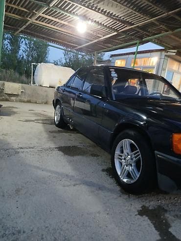 ford transit oluxana: Mercedes-Benz 190: 0.2 l | 1990 il Sedan — 7