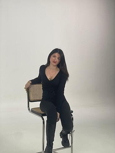 seyyar satici: İş axtariram Salam adim Humay 25 yasim var boy 168 ceki 48 ceklislere — 5