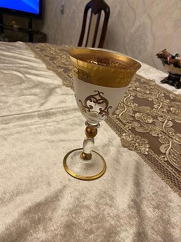 bal arisi: Qədəhlər, rəng - Qızılı, Şüşə — 2