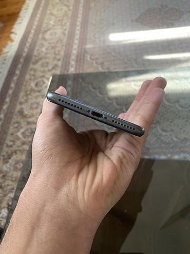 redmi 12 ekran: IPhone 8 Plus, Jet Black, Simsiz şarj — 5