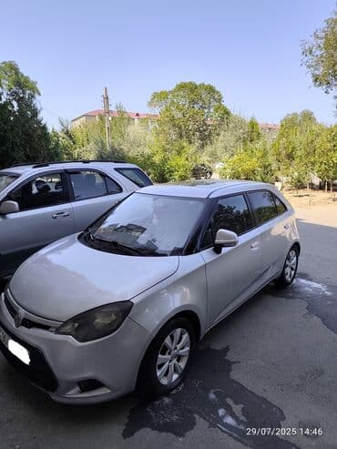 təkər r14: MG : 1.5 l | 2011 il 42500056 km Hetçbek — 2