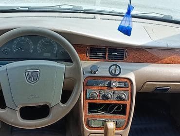 bmw e 38: Iran Khodro Samand: 1.7 l | 2018 il Sedan — 8