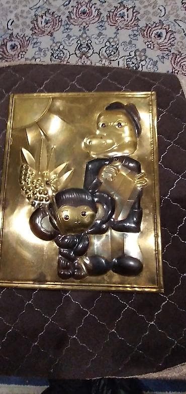 Metal relyef tablo – “Çeburaşka və Genanın səfəri” motivi - Material