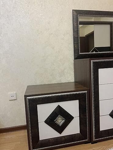 boyuk dolab: İkinəfərlik çarpayı, Dolab — 5