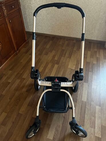 uşaq üçün paltar: Yeni kimidir əla vəziyyətdədir. Transformerdir. Tutacaq ön və arxaya — 8