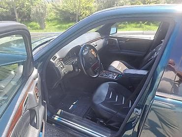 mersedes oturacaq: Mercedes-Benz E 240: 2.4 l | 1999 il Sedan — 4