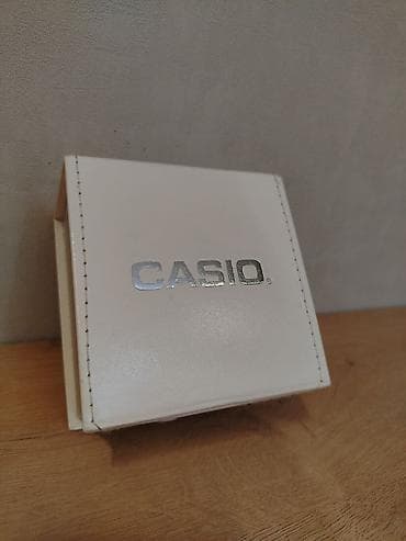 Yeni, Qol saatı, Casio, rəng - Gümüşü