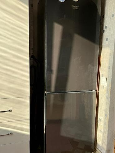suseli soyuducu: İşlənmiş 1 qapılı Hotpoint Ariston Soyuducu Satılır, rəng - Qara — 1