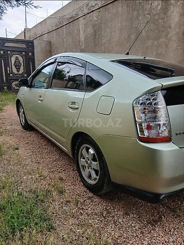 5 minlik maşınlar: Toyota Prius: 1.5 l | 2008 il Hetçbek — 3