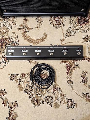 elektro gitarlar: Cort G300 PRO Boss Katana 100 MKII GA-FC Pedal Üstündə verilir — 4