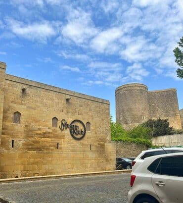 аренда квартир в баку без посредников: İcəri şəhər metrosuna 2 mertebeli binanın 2-ci mərtəbəsində yerləşən — 13