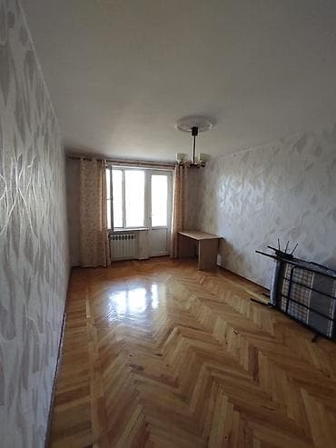 Mənzillər: Bakı, 3 otaqlı, Köhnə tikili, m. Qara Qarayev, 64 kv. m — 3