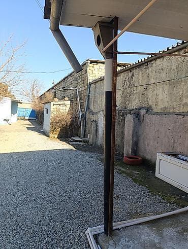 eletde bina evleri: Kirayə verilir ayliq250 manat +50 kominal isiq qaz su + 🛜 internet) — 1