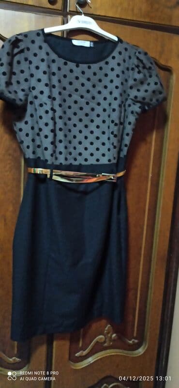 qadin ucun donlar: Qadın geyimi – zərif ofis/ziyafət donu - Rəng: üst hissə boz fon — 1