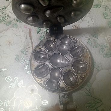 xalca şəkilləri: Şirniyyət qəlibləri, rəng - Qara, Çuqun — 5