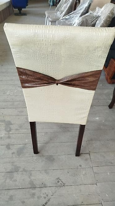 stol stullar: Stul 100 eded yaxsi veziyyetde.hisse hissede satilir.1 ededi 22 azn — 3