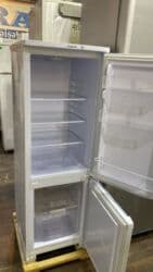 Холодильники: Б/у 2 двери Beko Холодильник Продажа, цвет - Белый — 2