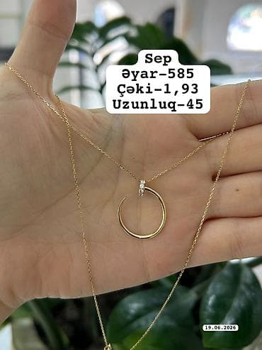 Şəxsi əşyalar: Dəstə daxildir: Sırğa, Bvlgari, Sarı qızıl, 585 Əyar, 150 g — 10