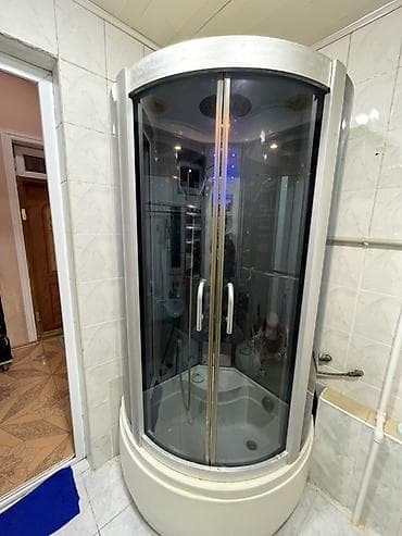 hamam vanası: İşlənmiş Üstü qapalı kabina, Künc üçün — 3