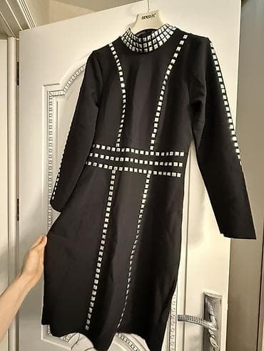 sacaqli don: Qadın geyimi Her biri bir defe geyinilib Hec bir problemleri yoxdur — 4